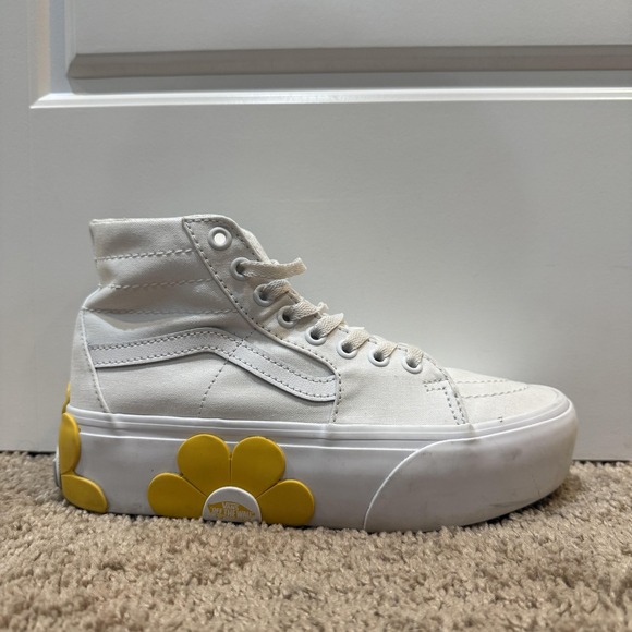 Vans Sk8-Hi Stacked Shoes Womens Size 7 White Yellow Flower Platform Skate - Picture 1 of 10